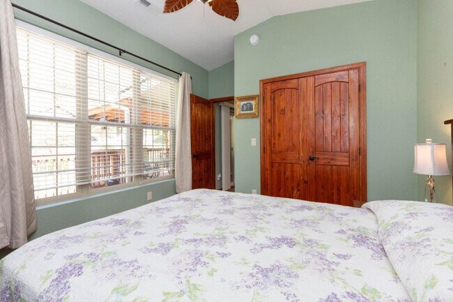 Building Photo - 9228 Big Laurel Rd