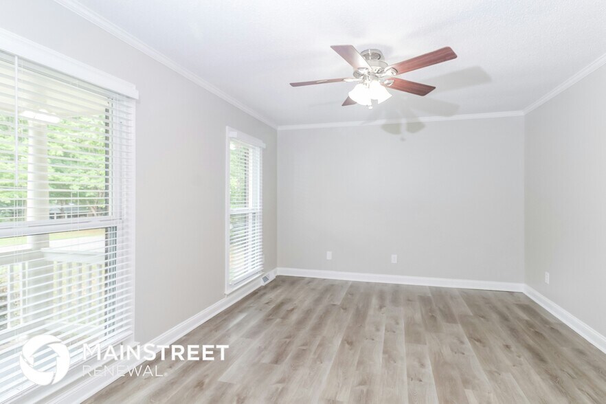 Building Photo - 508 Jasin Dr