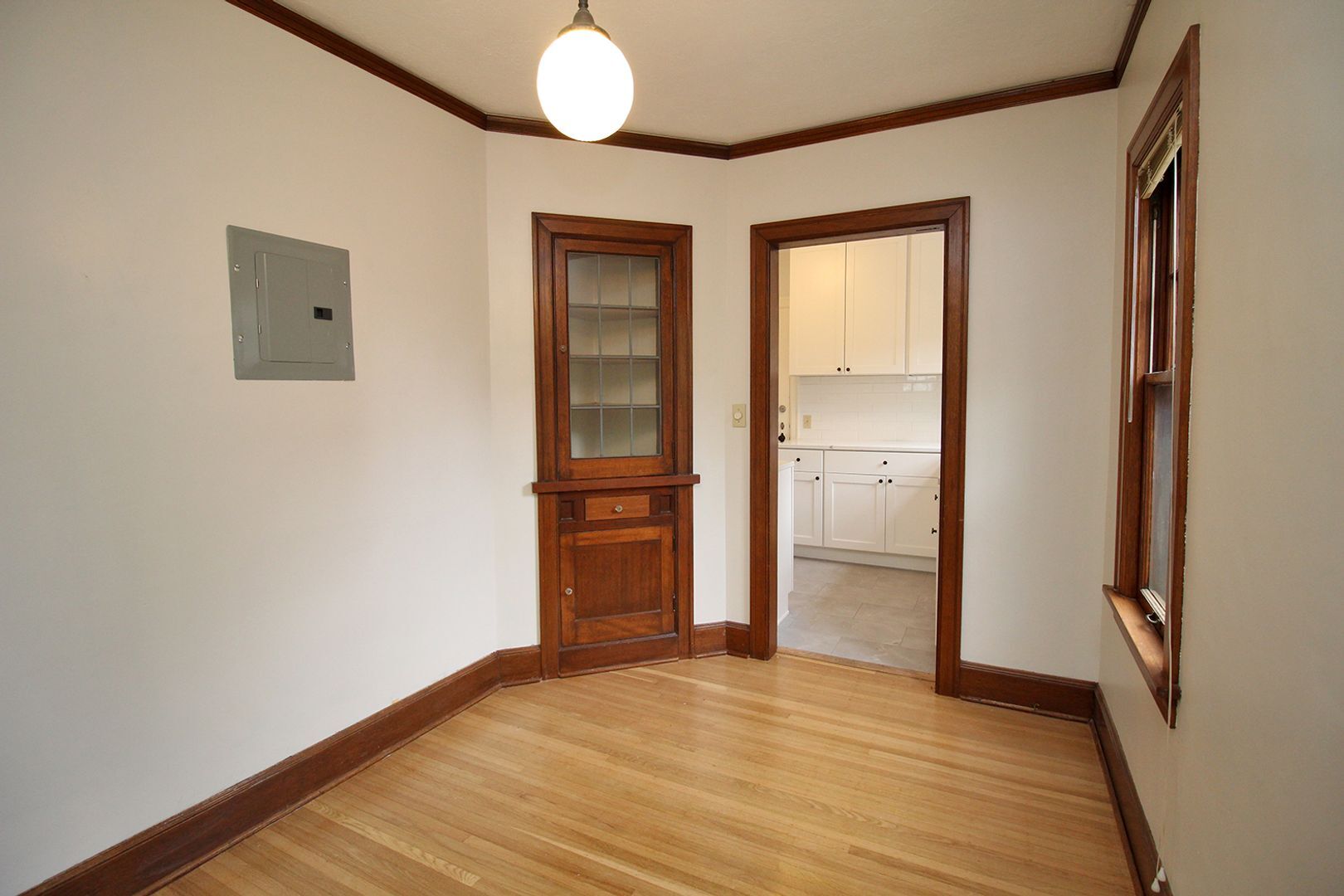 Building Photo - 2904-2914 SE Washington St & 606 SE 29th Ave