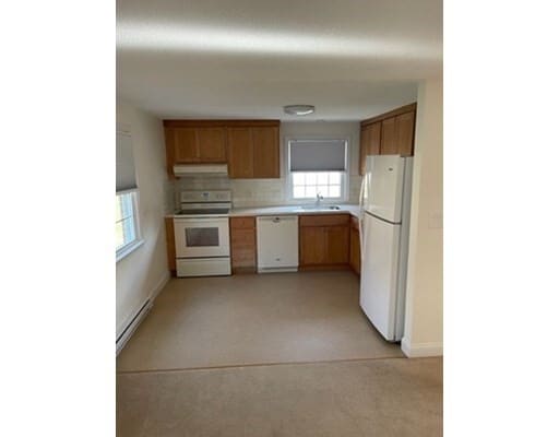 Building Photo - 5 Franzone Dr