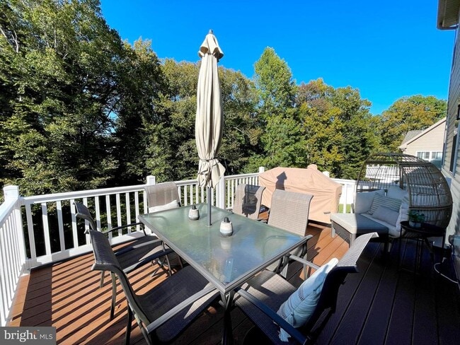 Building Photo - 519 Gate Dancer Ct