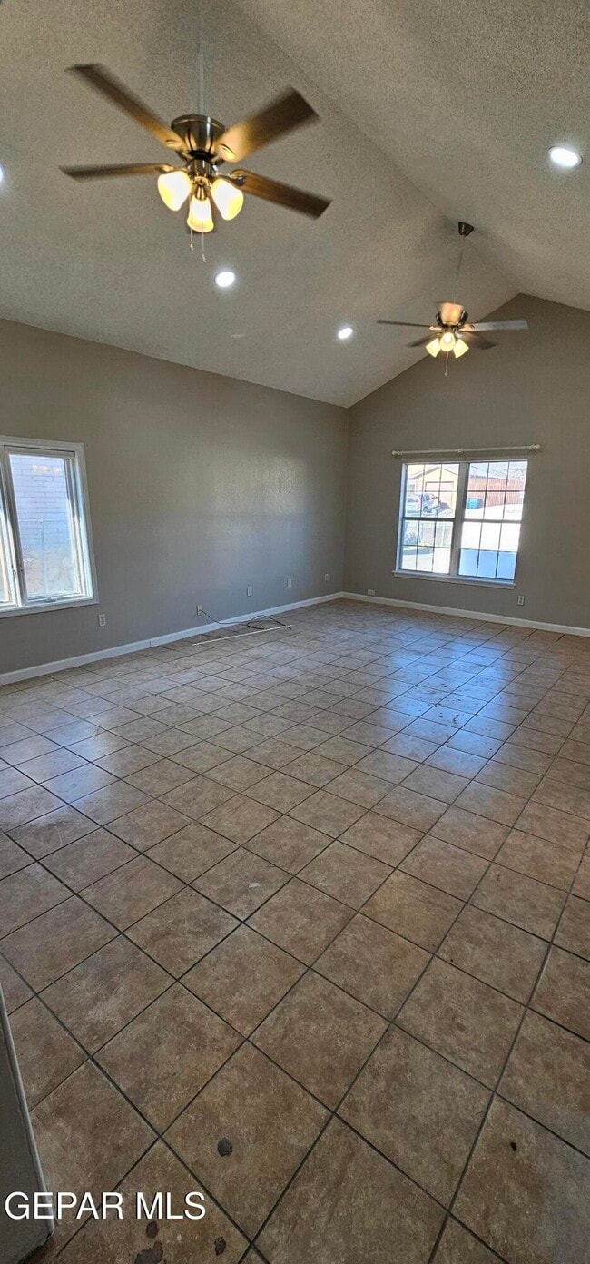 Building Photo - 8828 Kenneth St