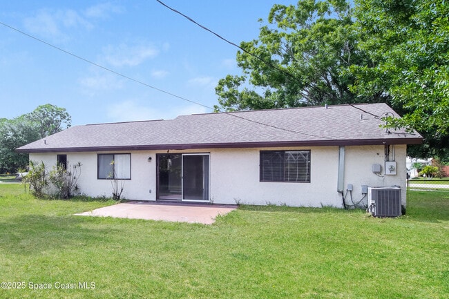 Building Photo - 157 Englar Dr