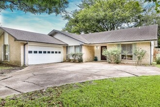 Building Photo - 1226 Ferndale Dr