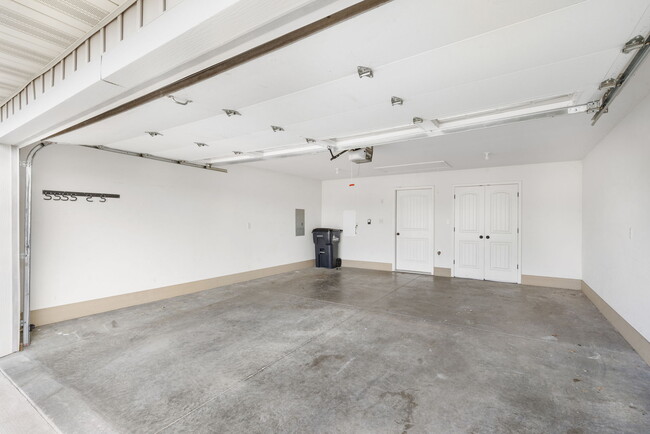 Building Photo - 5004 Whitefish Ct