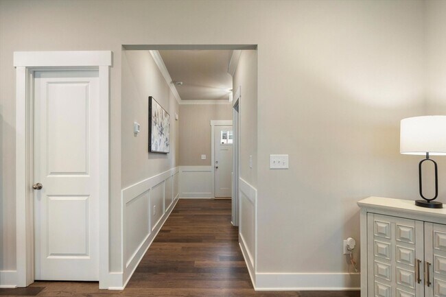Building Photo - 2117 Firelight Wy