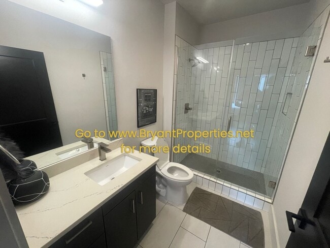 Building Photo - Nashville - Furnished 2-Bedroom Condo