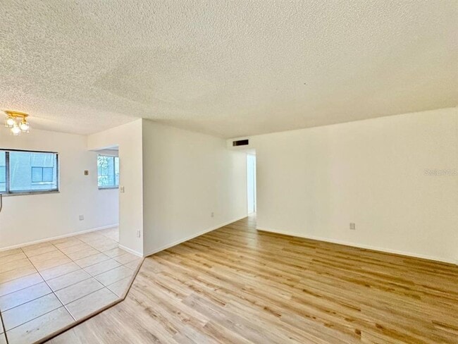 Building Photo - 11703 Raintree Village Blvd