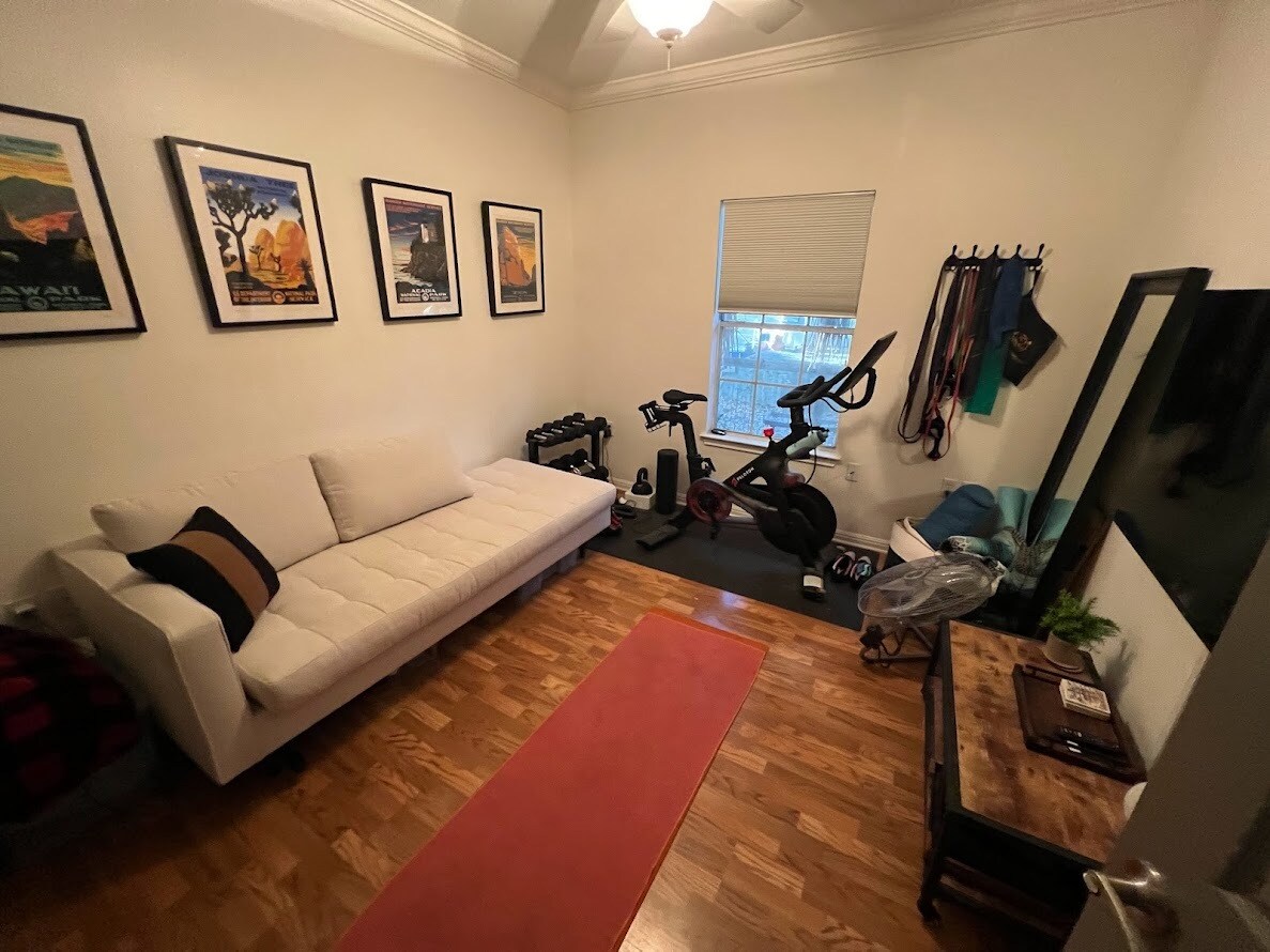 Third bedroom - 1204 San Bernard St