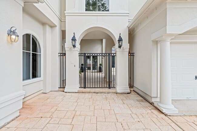 Building Photo - 70 Blooming Grove Ln
