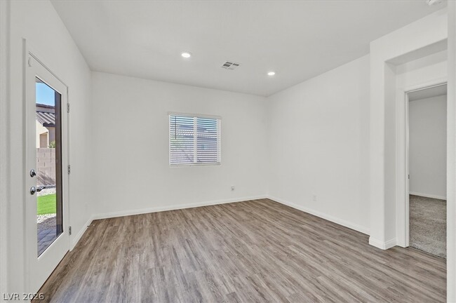 Building Photo - 7451 Mason Springs Ave