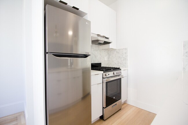 Building Photo - 525 Leavenworth