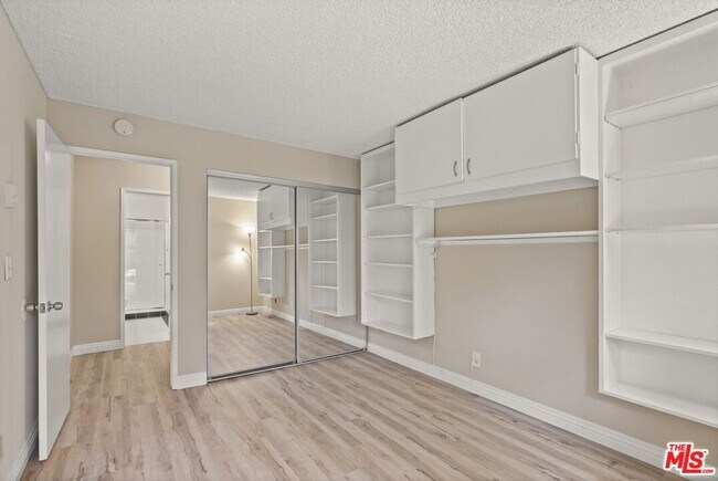 Building Photo - 7740 Redlands St