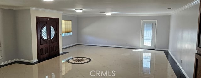 Building Photo - 402 E Cypress Ave