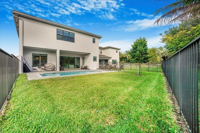 Building Photo - 17496 Sparkling River Rd
