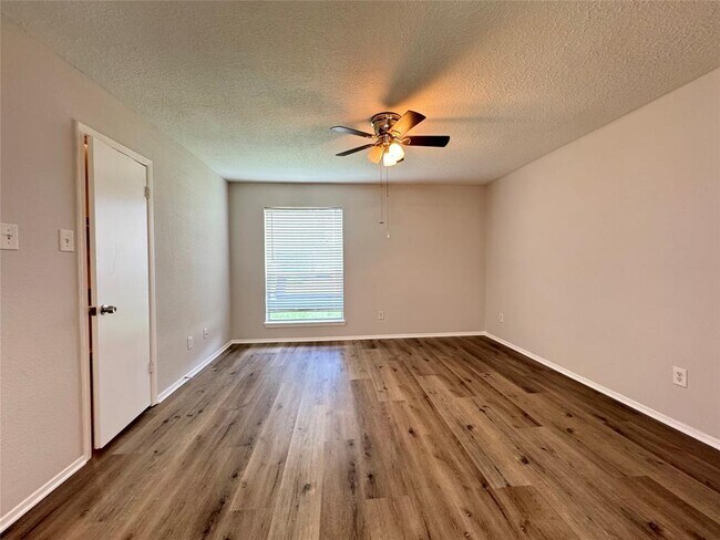 Building Photo - 7207 Zieglers Grove