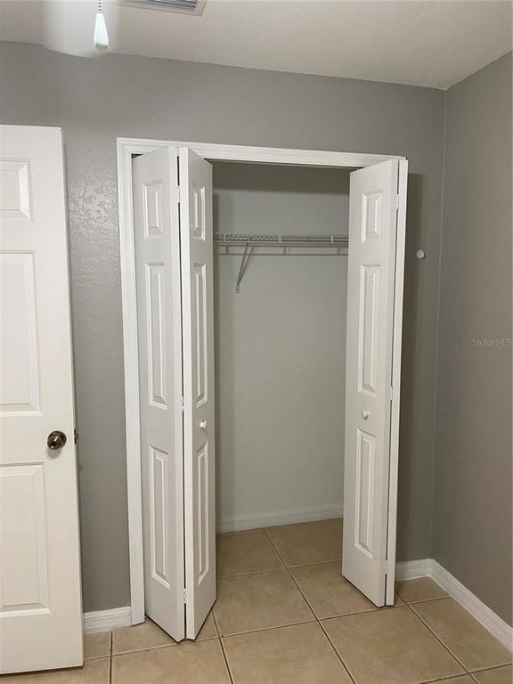 Building Photo - 11729 Crest Creek Dr