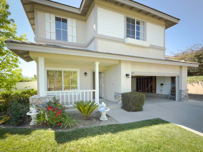 Primary Photo - RARE 6 BEDROOM HOME FOR RENT IN OPTIMUM LO...