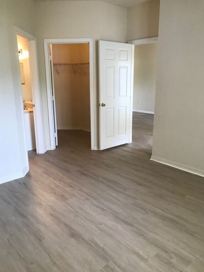 Building Photo - 3751CR#2333(100)