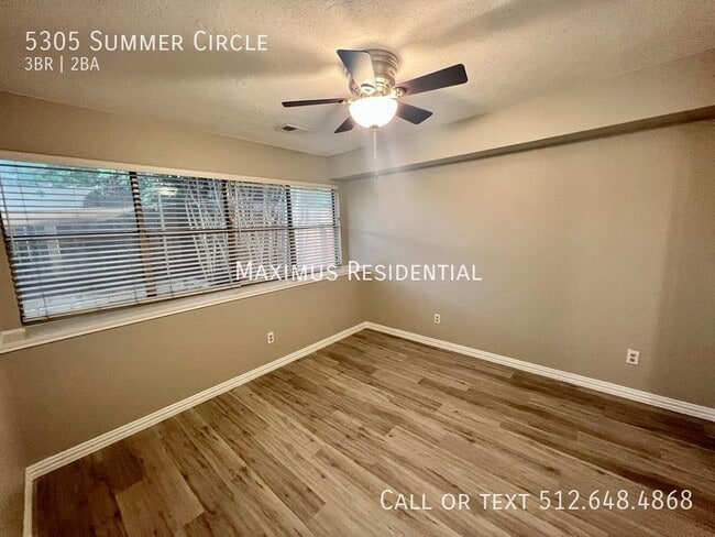 Building Photo - 5305 Summer Cir