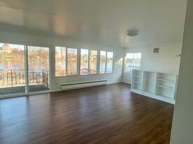 Building Photo - 3136 Portage Bay Plz E