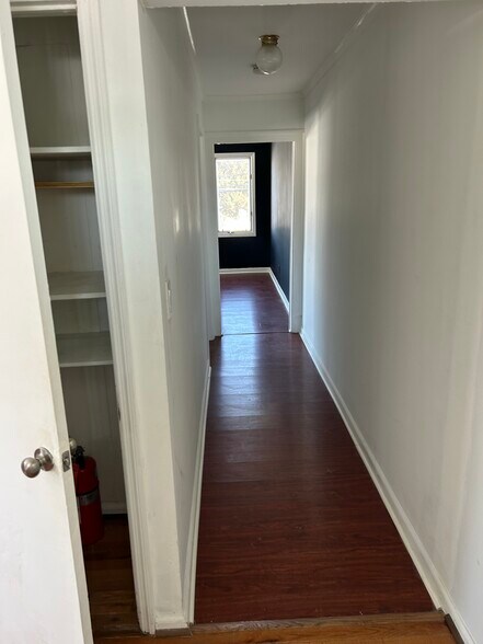 Building Photo - 264 Highway 35