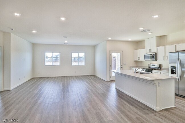 Building Photo - 7476 Crystal Harbor Ave