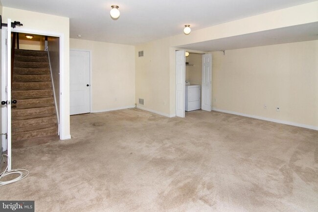 Building Photo - 517 Boxwood Ln