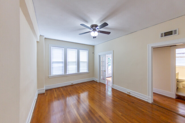 Living Room - Belvedere House Apartments