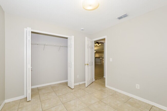 Building Photo - 157 Stone Gable Cir