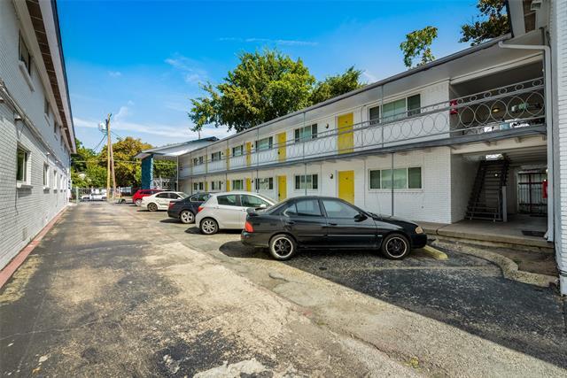 Building Photo - 4722 Reiger Ave