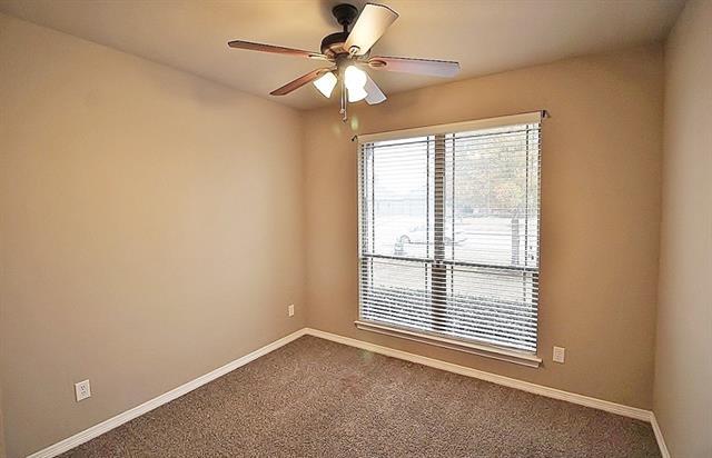 Building Photo - 122 Sierra Dr