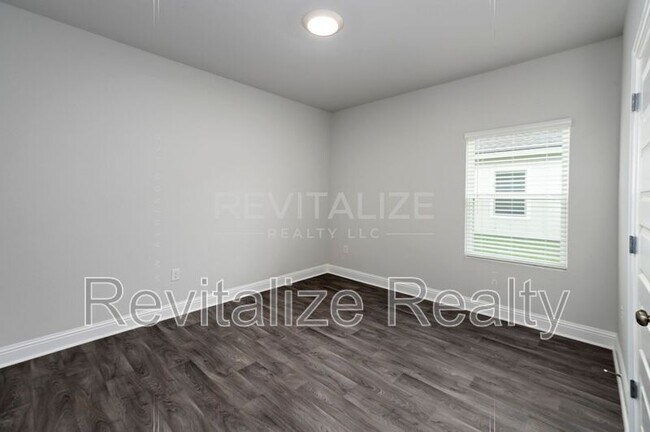 Building Photo - 14531 Dayton Cir