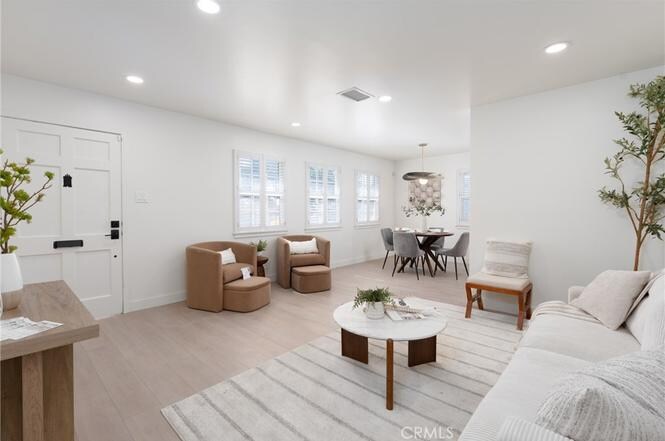 Building Photo - 13203 Lakewood Blvd