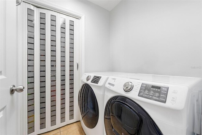 Building Photo - 700 S Harbour Island Blvd