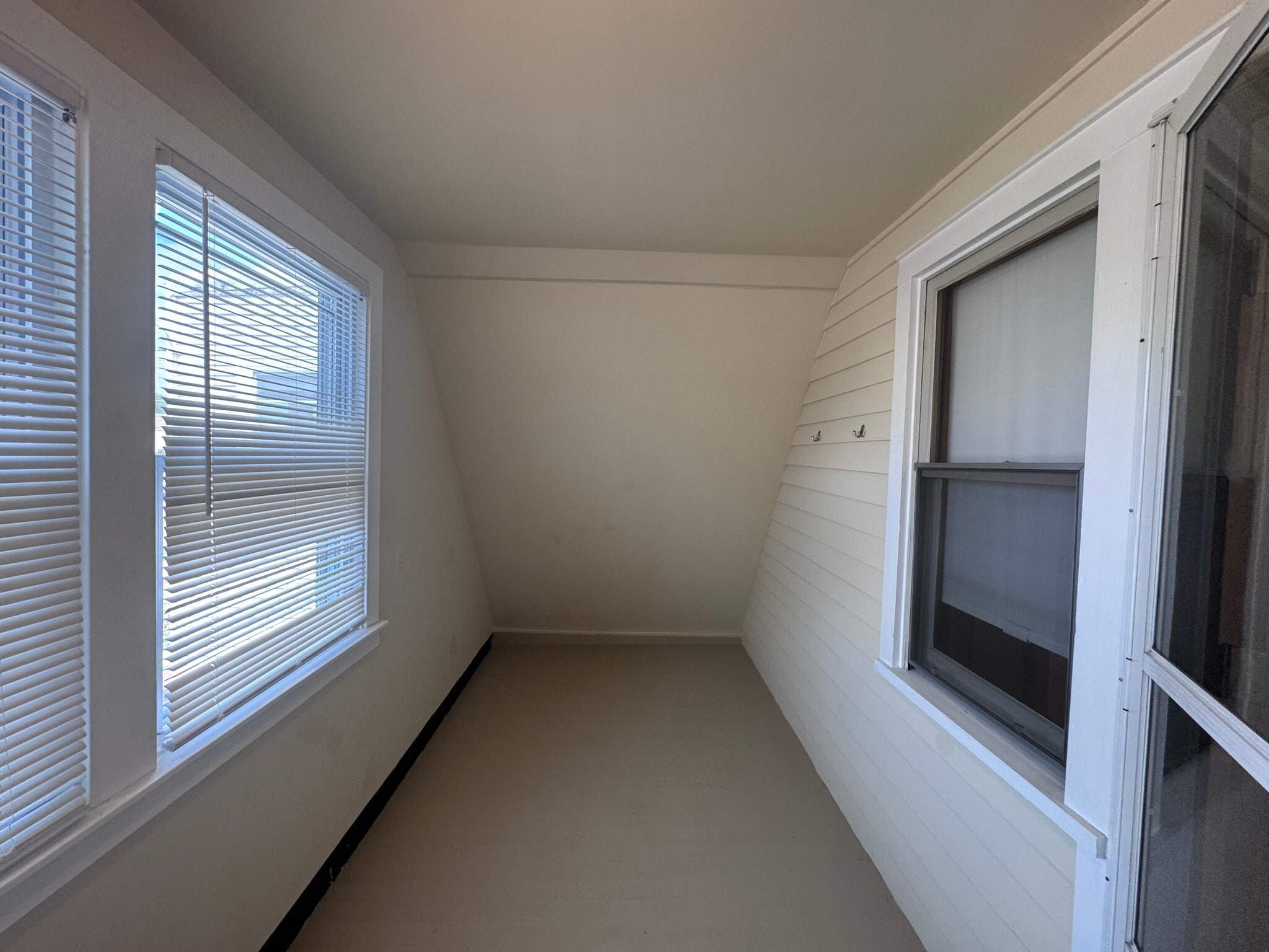 Building Photo - 5448 W Agatite Ave