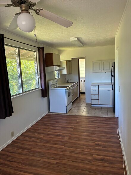 Building Photo - 3246 Kaohinani Dr