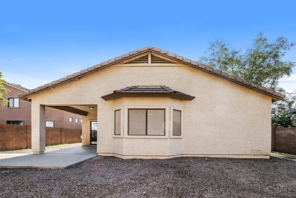 Building Photo - 2558 W Lynne Ln