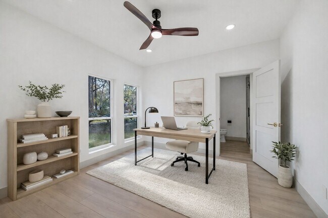 Building Photo - 2306 Mill Lake Dr