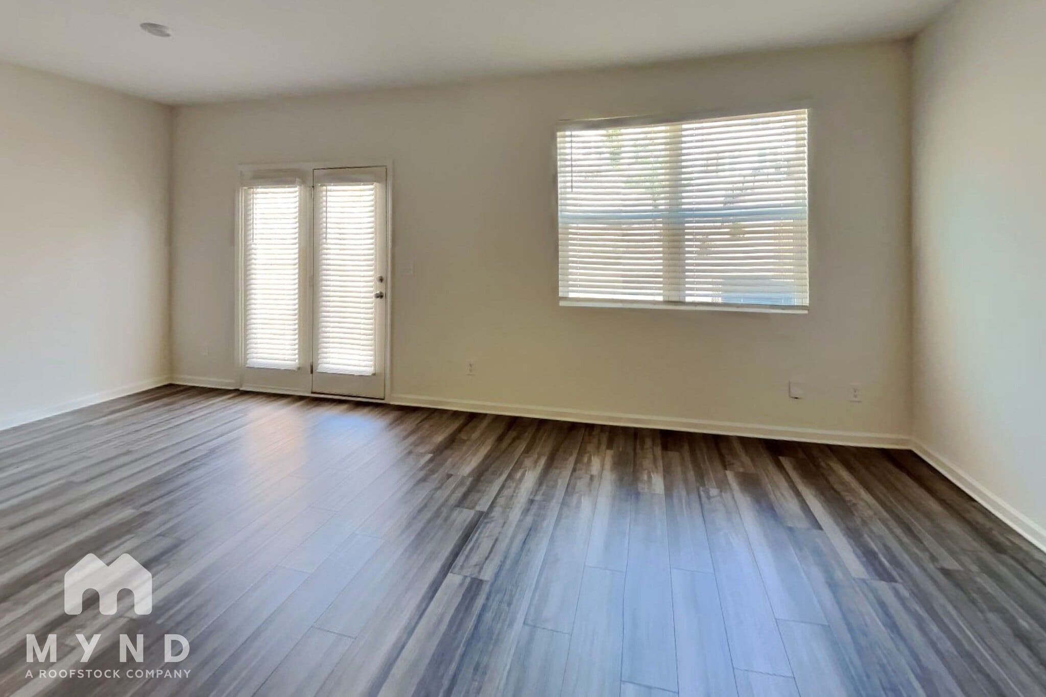 Building Photo - 2596 Coventry St SW