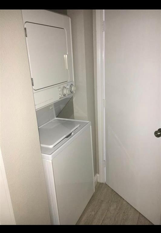 Building Photo - 4711 Aftonshire Dr