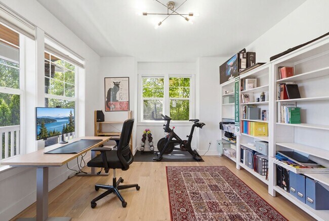 Building Photo - Remarkable Craftsman-4BR