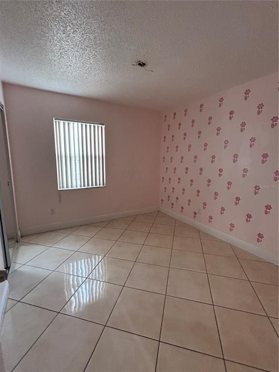 Building Photo - 339 La Paz Dr