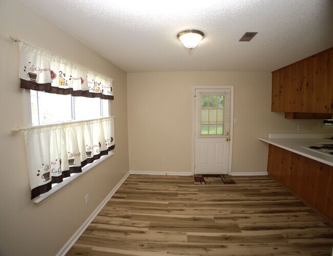 Building Photo - 3016 Schroer Drive