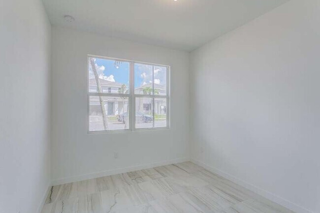 Building Photo - 7188 Trotwood Ln