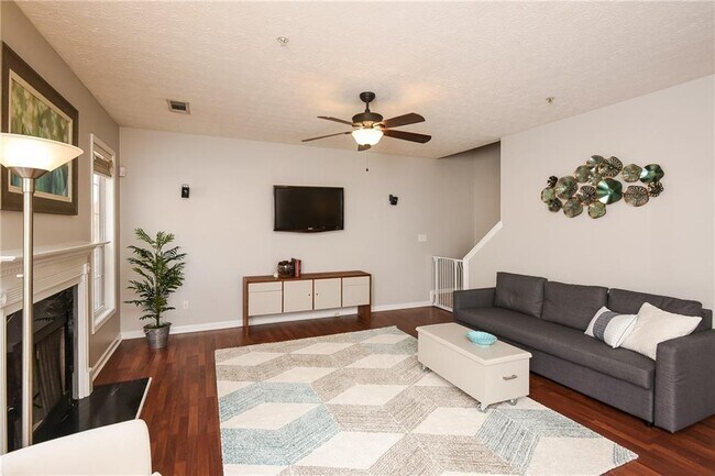 Building Photo - 2547 Avery Park Cir