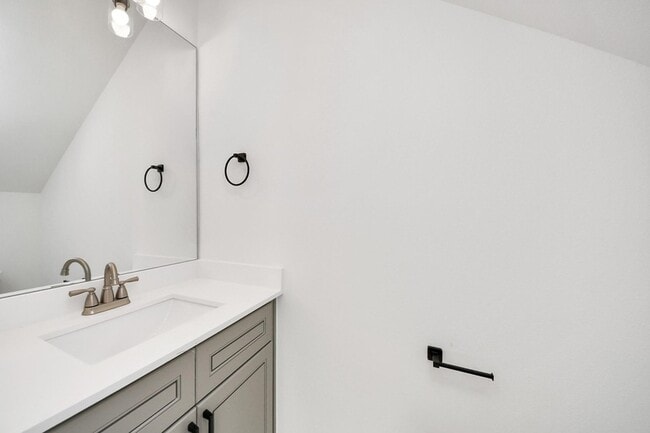 Building Photo - 4324 Avron Dr