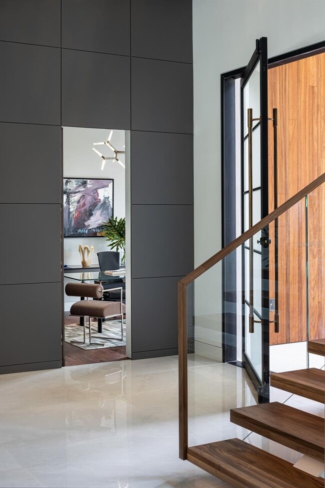 Building Photo - 1221 Richmond Rd