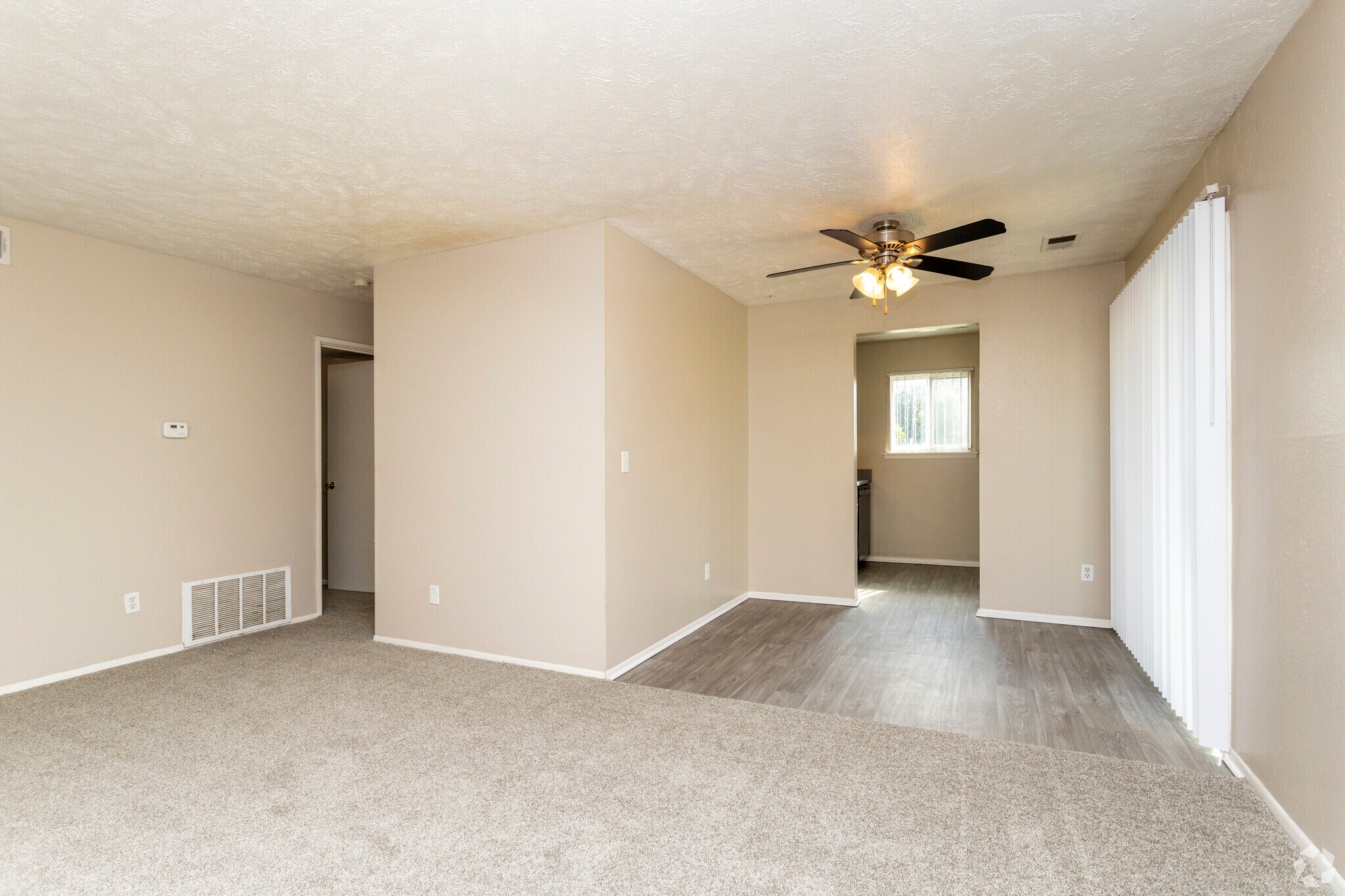 Cimarron Hills 9670 Berry Plz Omaha NE 68127 Apartment Finder