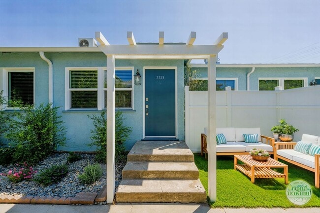 Building Photo - 2236-2240 Penmar Avenue